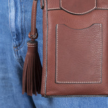 Load image into Gallery viewer, Lisbon Vertical Pouch