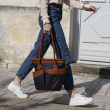 Load image into Gallery viewer, Olivia Grooming Bag