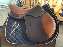 Load image into Gallery viewer, Spooner Grain Saddle 18” AN 3A 217045