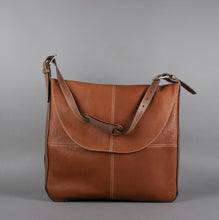 Load image into Gallery viewer, Milano Messenger Bag