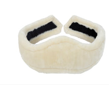 Load image into Gallery viewer, Signature Hunter Girth Sheepskin Liner